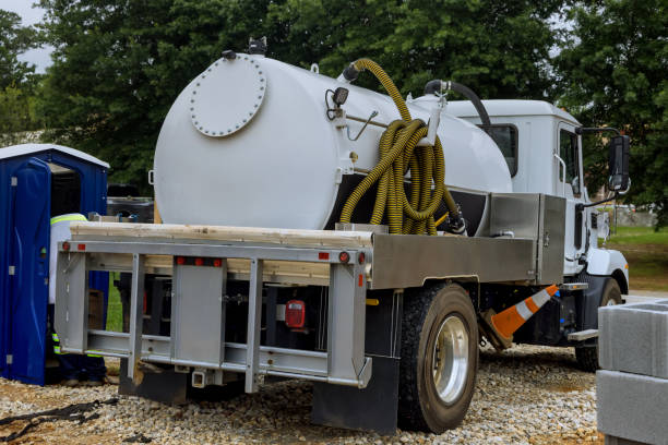 Portable Toilet Options We Offer in Munroe Falls, OH